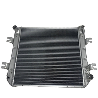 6.7KG 重量 ハンチャ CPCD30 Nシリーズフォークリフト用の水力散熱器 N160-334000-001
