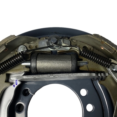 OEM 24453-70411 CPCD30-35 CPC30-35 CPD30-35 FD30-35 FG30-35 LH用のフォークリフトホイールブレーキアシ