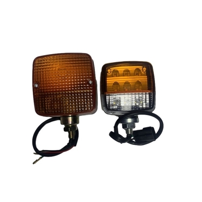 Z8610-12000 フォークリフト用ユニバーサルヘッドランプ 12-24V ターニングライト モデル CPC D 10-100