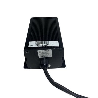 バッテリーフォークリフト CPD10-35用のDC24-96Vから12Vの先端フォークリフト部品コンバーター