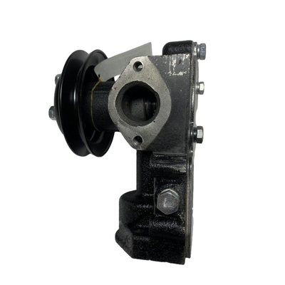 フォークリフト モデル CPCD20-30 ディーゼルエンジンの水ポンプ Xichai 4DW91 1307010-B5V-0000