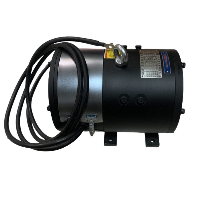 フォークリフト 電動駆動モーター XQD-8.6-C 63KG 重量と軽量設計